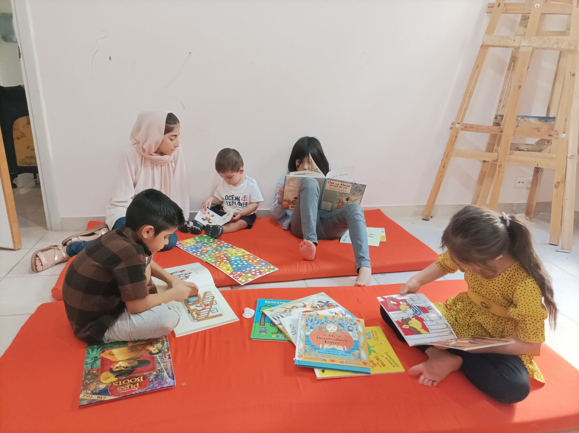 Read more about the article motherhood in exile: the challenges of refugee women in greece​